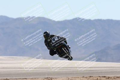 media/Oct-13-2025-Moto Forza (Mon) [[a66d839500]]/3-B Group/Session 4 (Turn 9)/